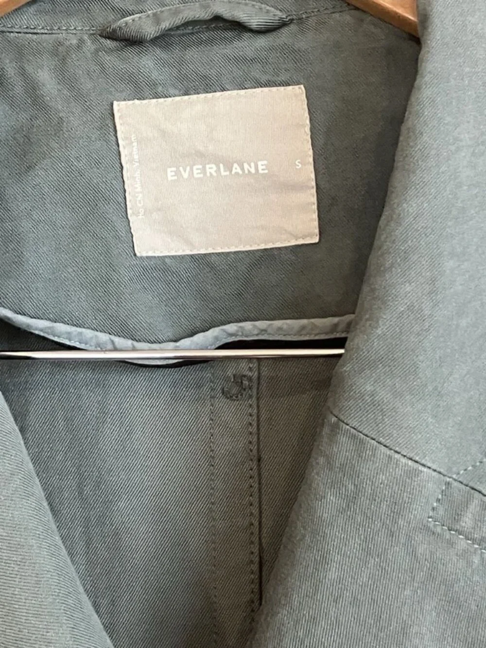 Everlane The Drape Trench Coat, Double Breasted, Small, Sage Green Boho City Hip - Picture 4 of 9